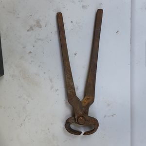 Vintage farrier hoof trimmers